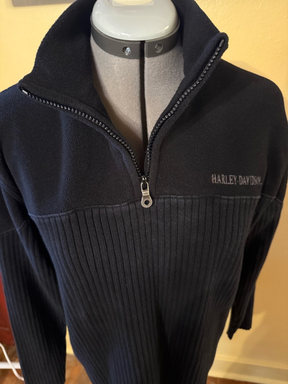 Harley Davidson pullover jacket